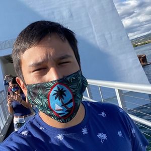 Meet your Posher, Justin